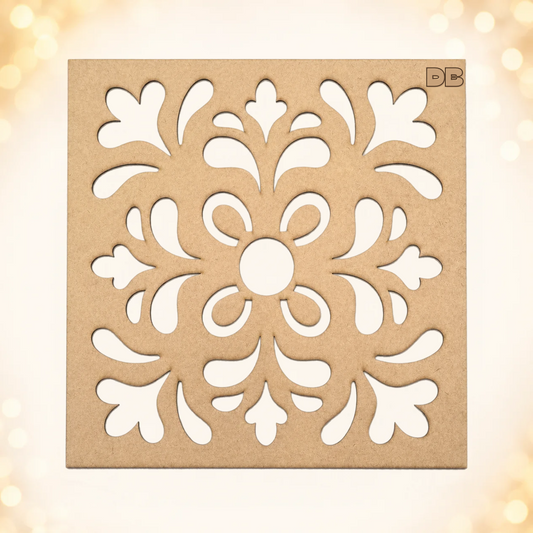 Four-Corner Intricate Damask Floral Lattice Pattern